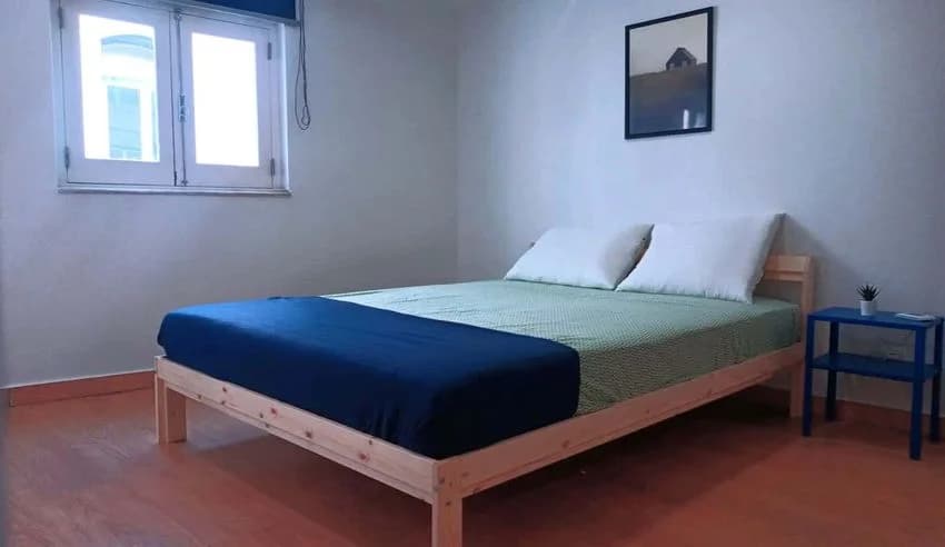 T0 studio flat for rent in rua São José
