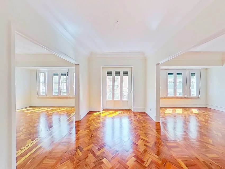 T5 flat for rent , campo Pequeno