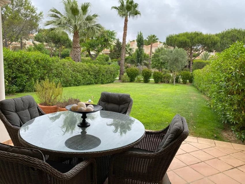 Semi-detached house for rent in Avenida ayrton de senna