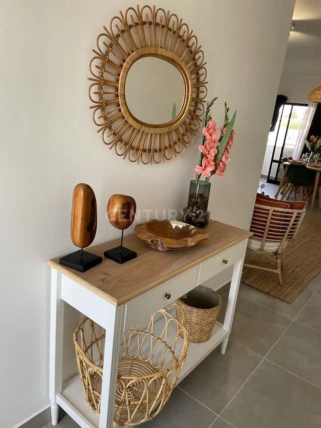 T2 flat for rent in Rua Infante Dom Henrique, 1