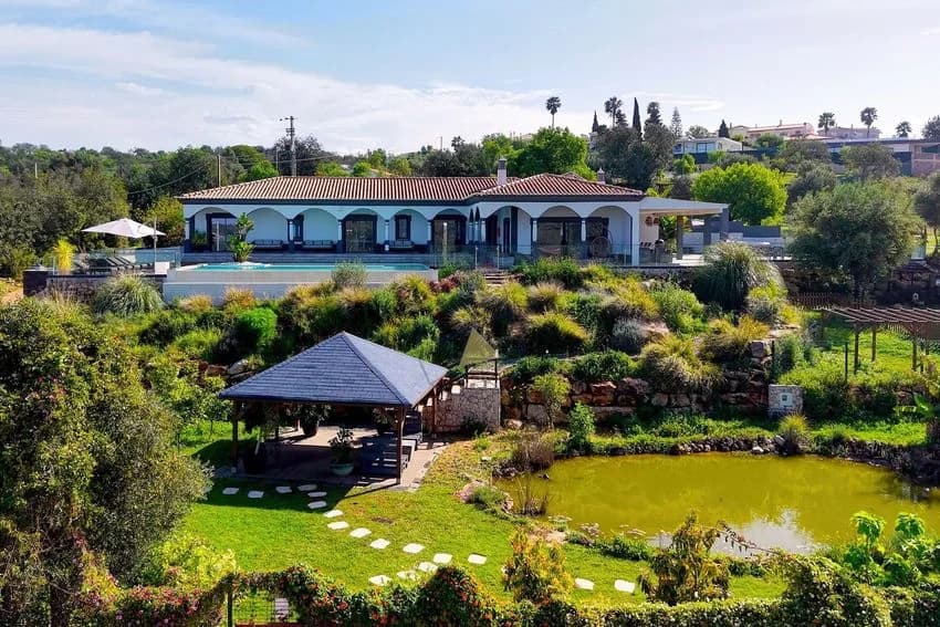 Detached house for rent , Canais de Tunes