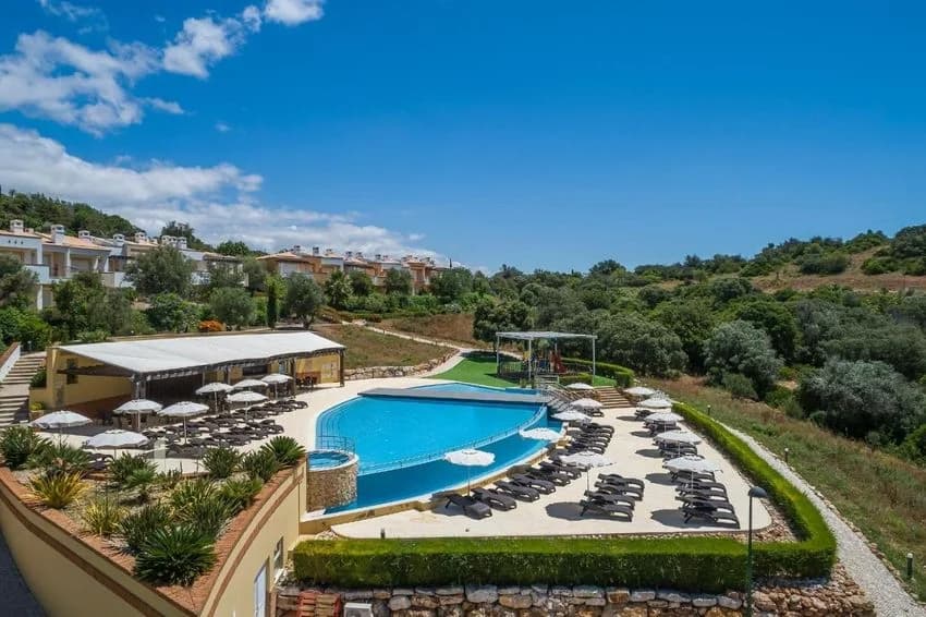 Semi-detached house for rent in Pontalgar