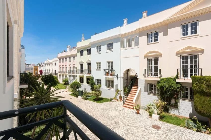 T3 flat for rent in Largo da Igreja Nn