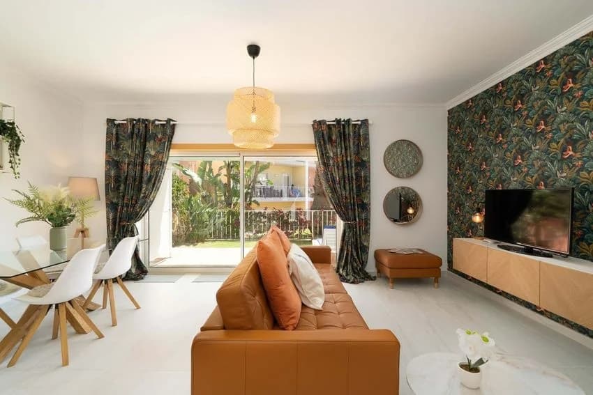T2 flat for rent in Largo da Igreja Nn