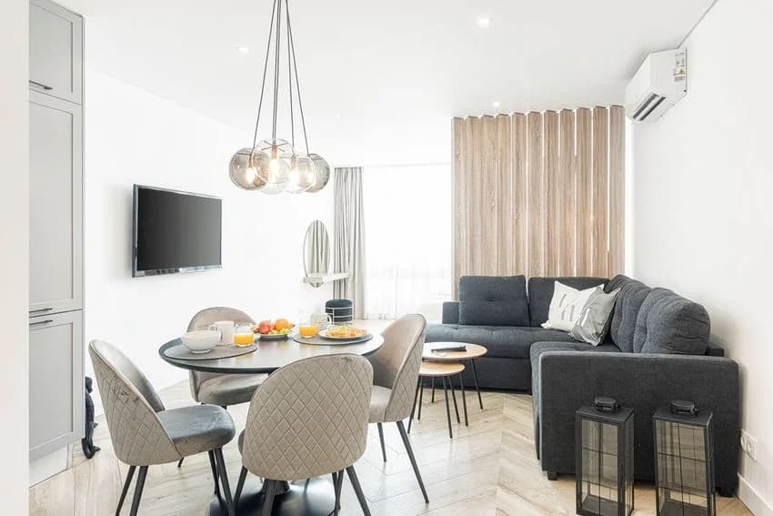 T0 studio flat for rent in Rua da Inglaterra