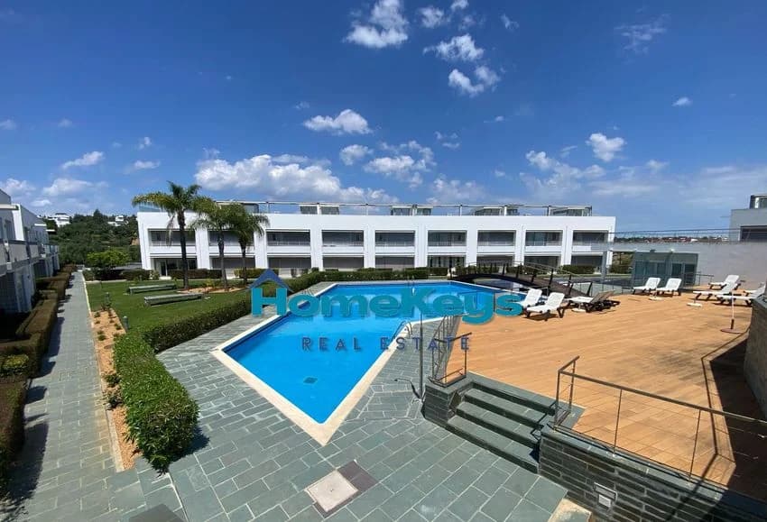 Penthouse for rent in Rua Aurélia de Sousa, 2