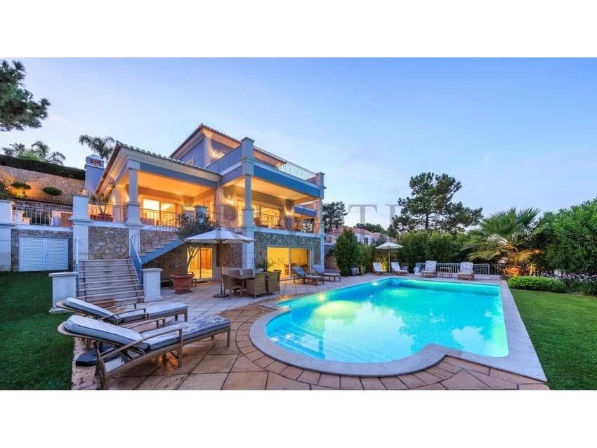 Detached house for rent in Centro