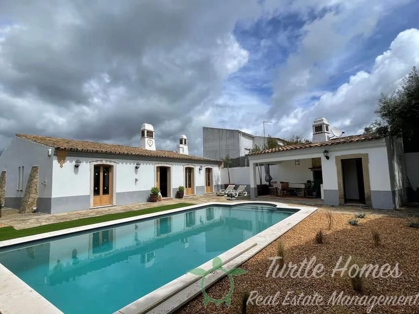 Detached house for rent , corotelo