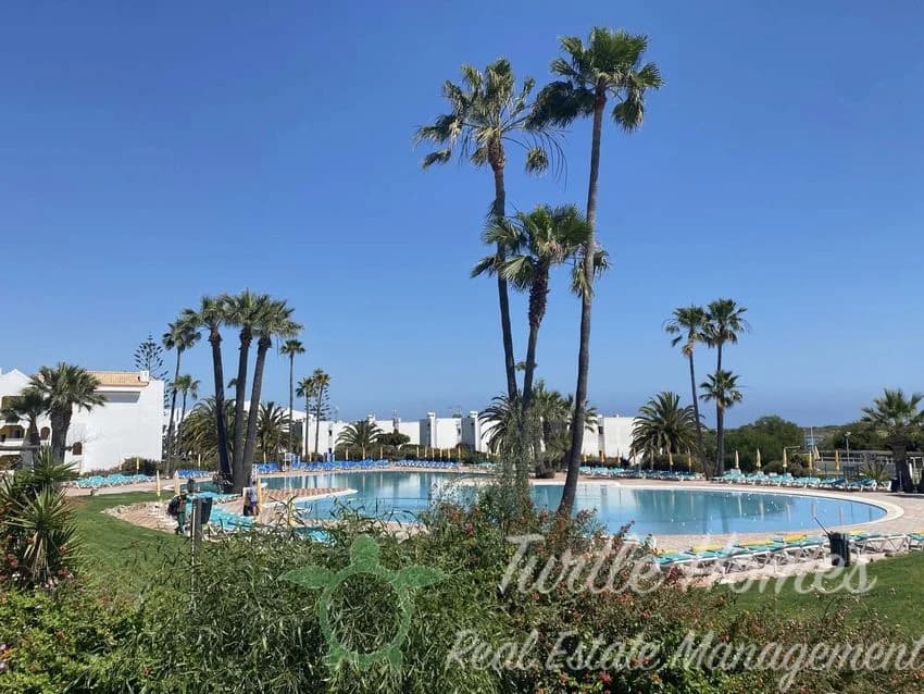 T1 flat for rent in Rua a