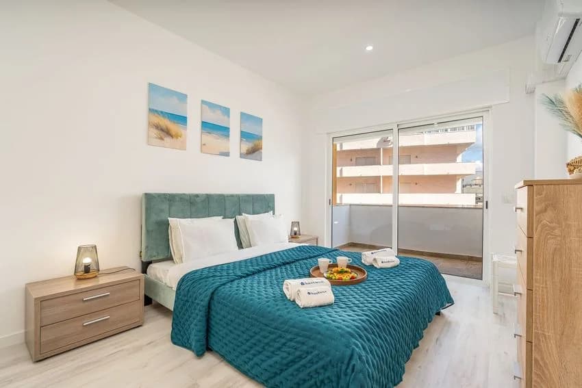 T2 flat for rent in Rua Dom João II, 15