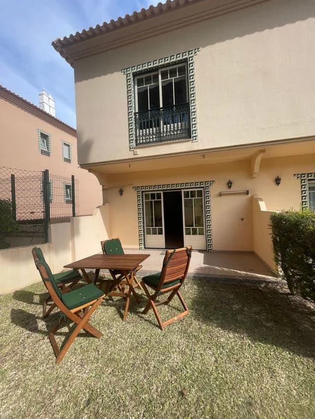 Terraced house for rent in Praia da Oura - Areias de S. João