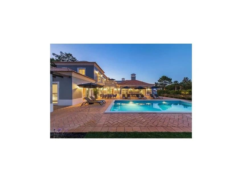 Detached house for rent in Centro