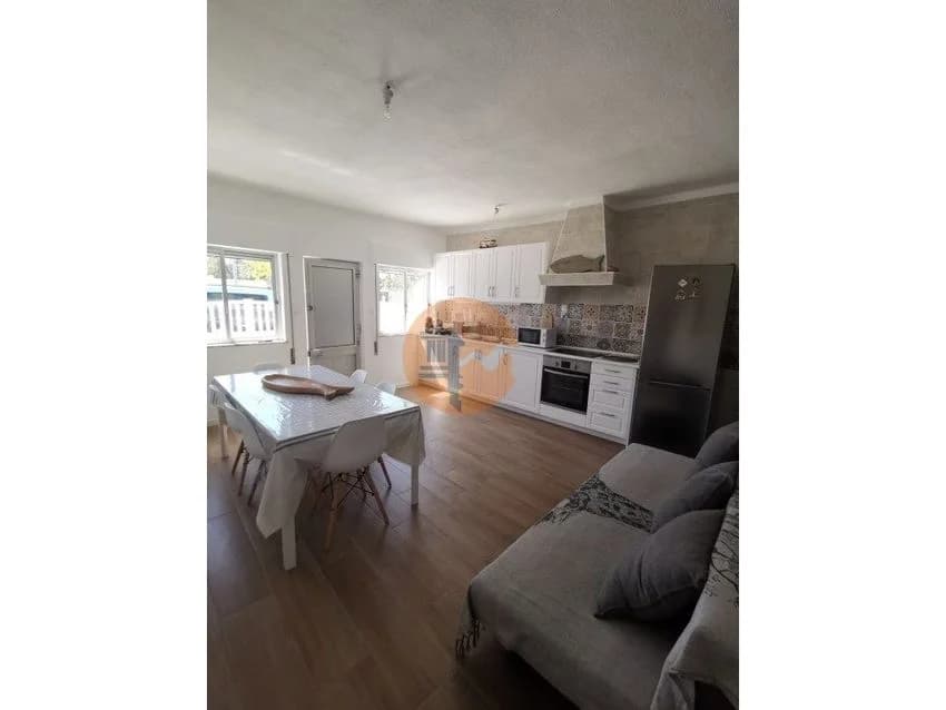 Detached house for rent in Monte Gordo