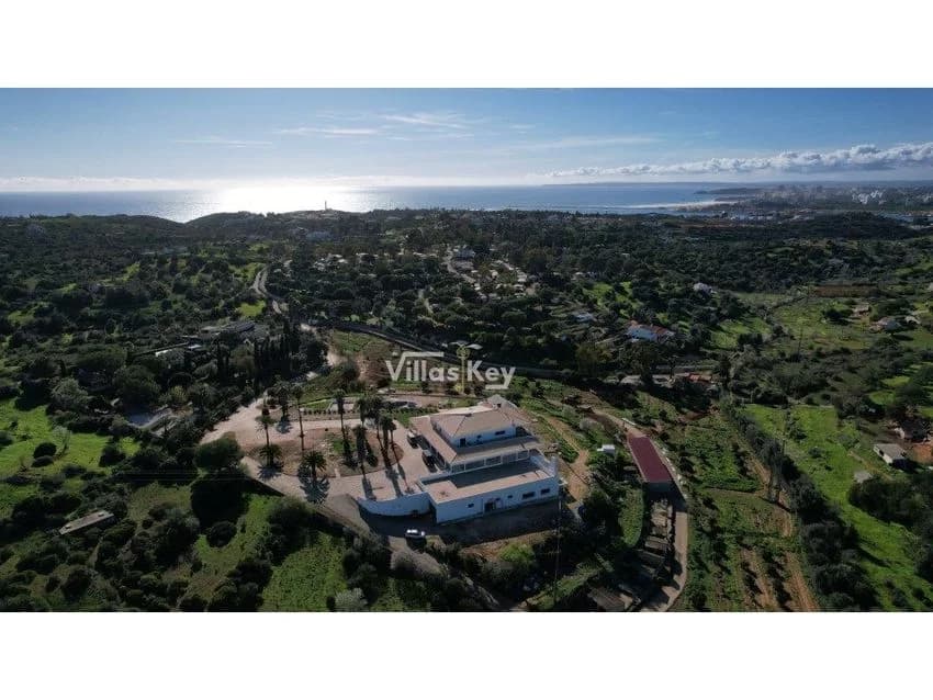 Detached house for rent in Vila de Estômbar - Fontes