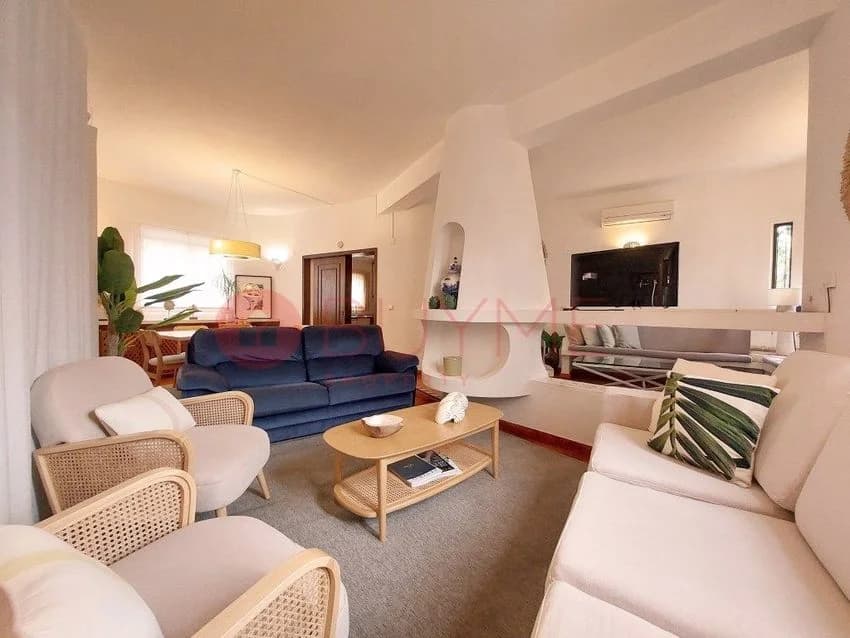 Detached house for rent in Hilton - Rua do Brasil