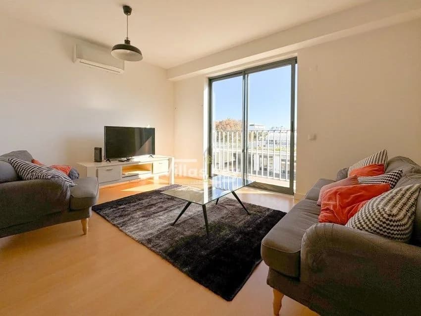 T2 flat for rent in Centro