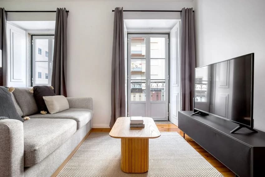 T2 flat for rent in rua Silva Carvalho