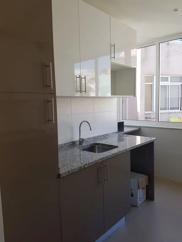 T2 flat for rent in rua dos Bombeiros Voluntários