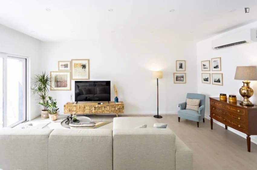 T3 flat for rent in Rua Mestre Henrique Pires Faleiro