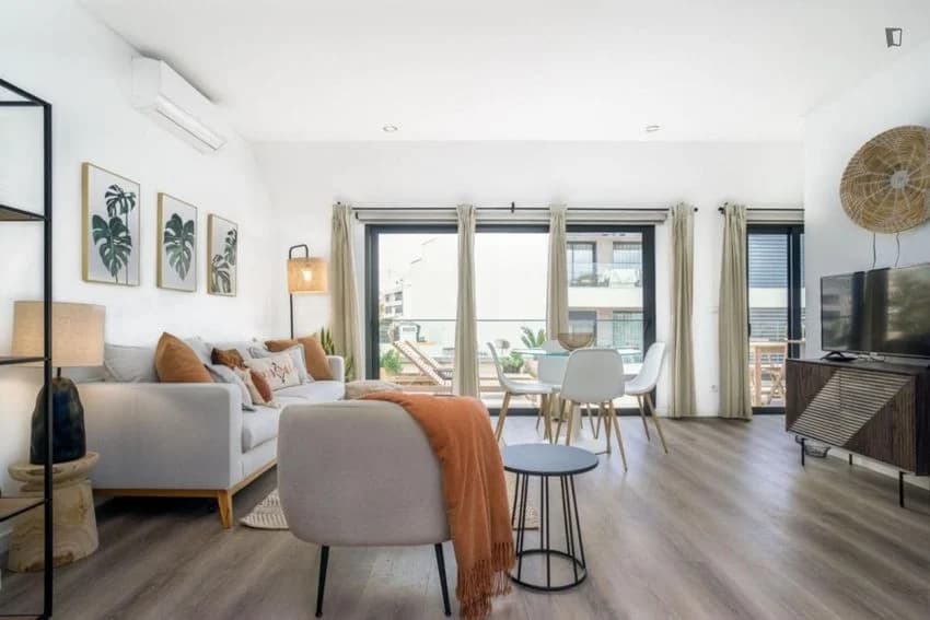 T2 flat for rent in Rua João de Deus