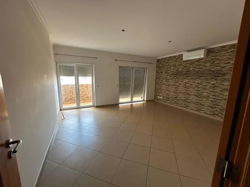 T3 flat for rent , Urbanização das Romanzeiras, 14 Lote