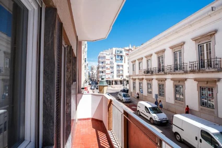 T1 flat for rent in Rua Pinheiro Chagas