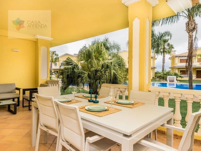 Detached house for rent in Rua Doutor José Francisco Teixeira Azevedo, 1