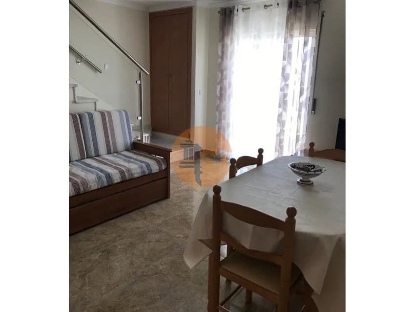 T2 flat for rent in Monte Gordo