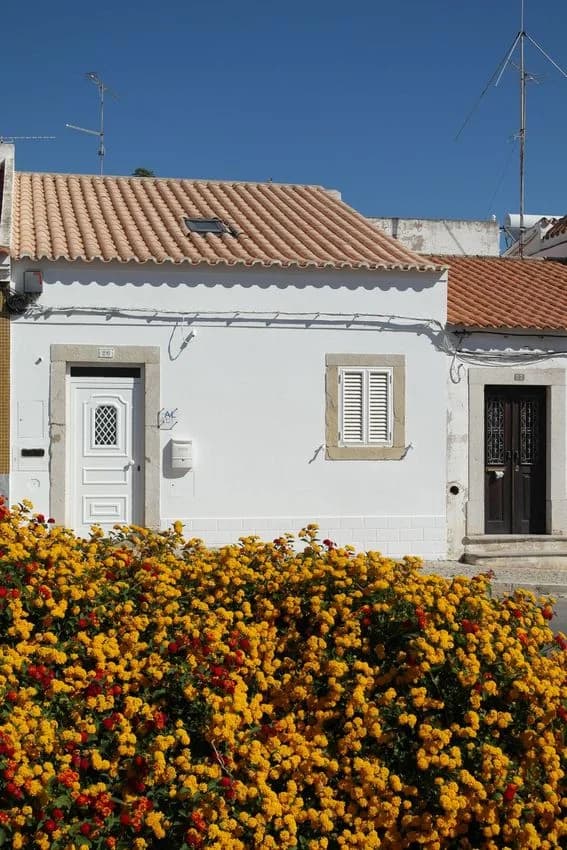Terraced house for rent in Largo de São Brás, 26