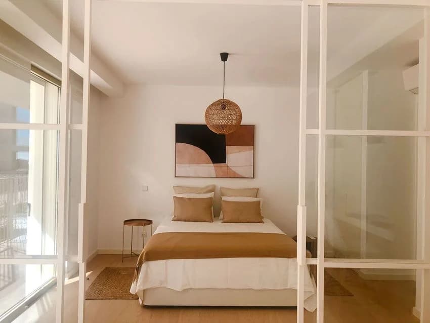 T1 flat for rent in Avenida Anibal C. Guerreiro, 7