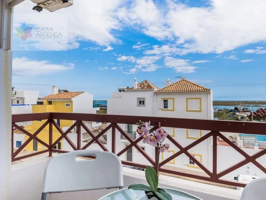 T1 flat for rent in Santa Luzia