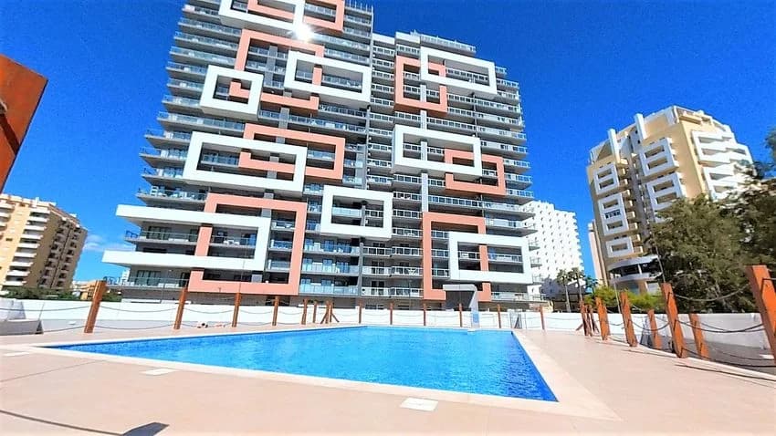 T1 flat for rent in Rua do Sol