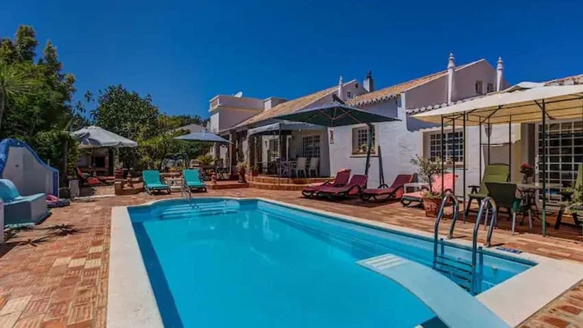 T2 flat for rent in Monte Canelas