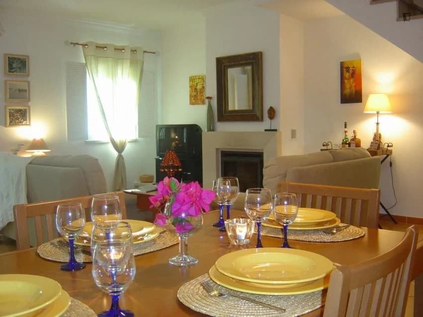 Andar de moradia for rent in Rua de Real Village - Praia Verde