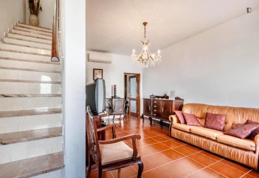 Andar de moradia for rent in Travessa da Caridade