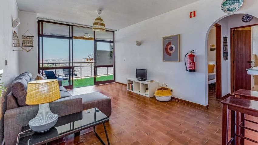 T1 flat for rent in Avenida General Humberto Delgado