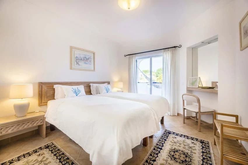 T1 flat for rent in Estrada de Ferreiras