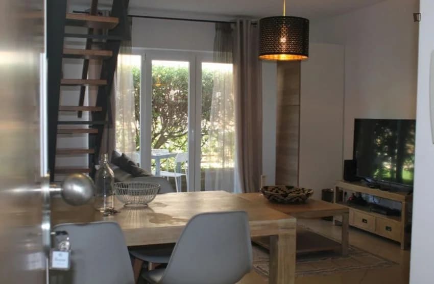 T1 flat for rent in Rua Pedro Nunes