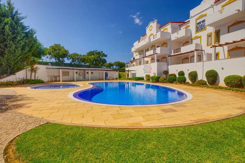 T2 flat for rent in Rua Manuel Jose Paiva