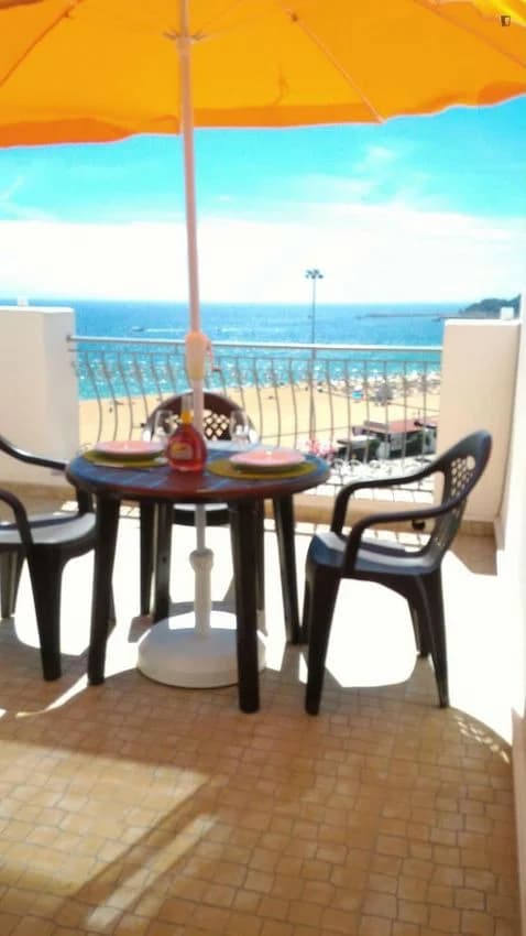 T1 flat for rent in Rua Sacadura Cabral