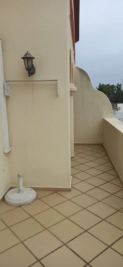 T1 flat for rent in Rua da Hortinha