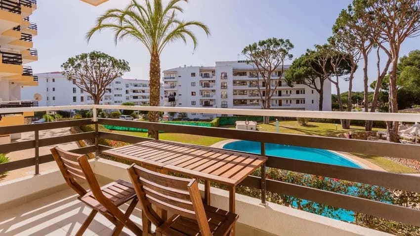 T2 flat for rent in Rua da França