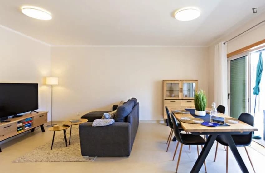 T2 flat for rent in Rua dos Pescadores