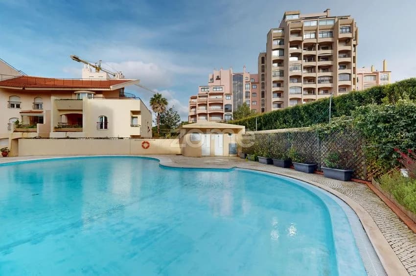 T2 flat for rent in rua Dom José de Avilez, 87