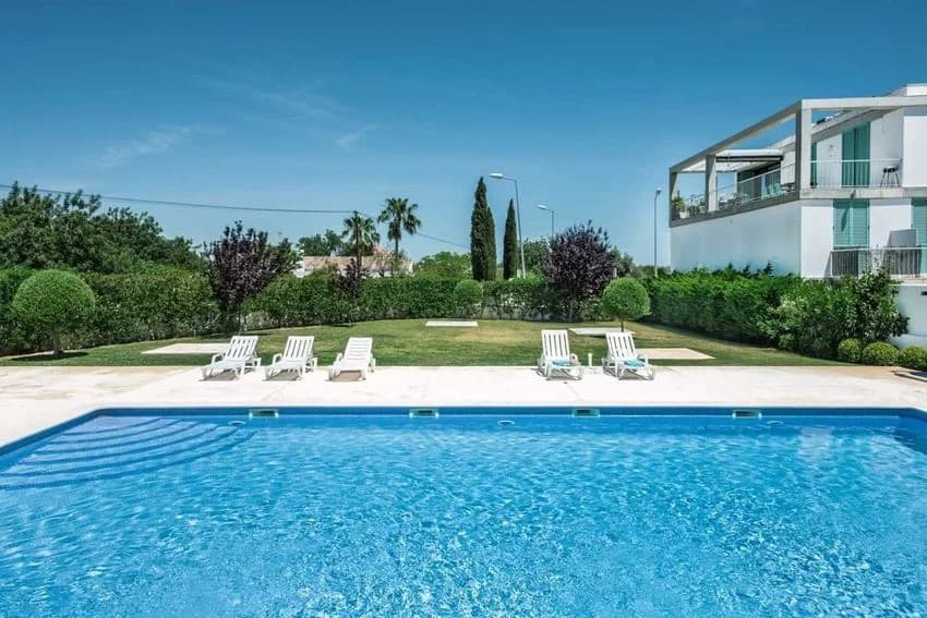 T2 flat for rent in Rua 5, 41 n