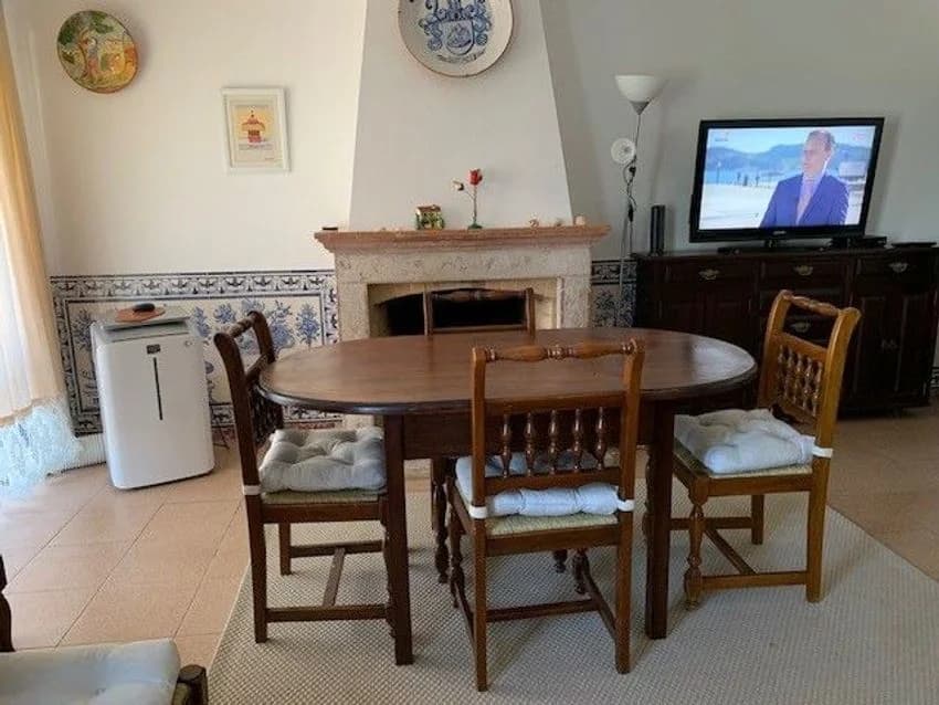 Semi-detached house for rent , Urbanização Praia Da Lota, 1248 M