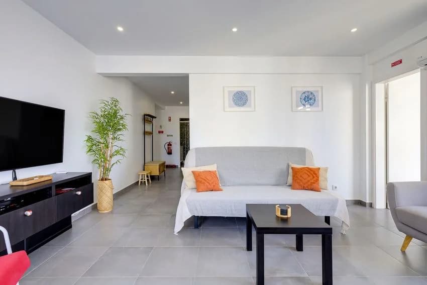 T2 flat for rent in Avenida Beira Mar, 6 lote