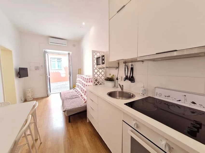 T1 flat for rent in rua da Paz