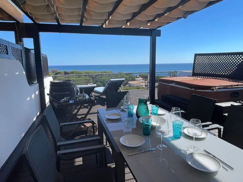 Penthouse for rent in Praia da Falésia