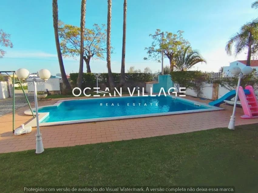 Detached house for rent in Centro